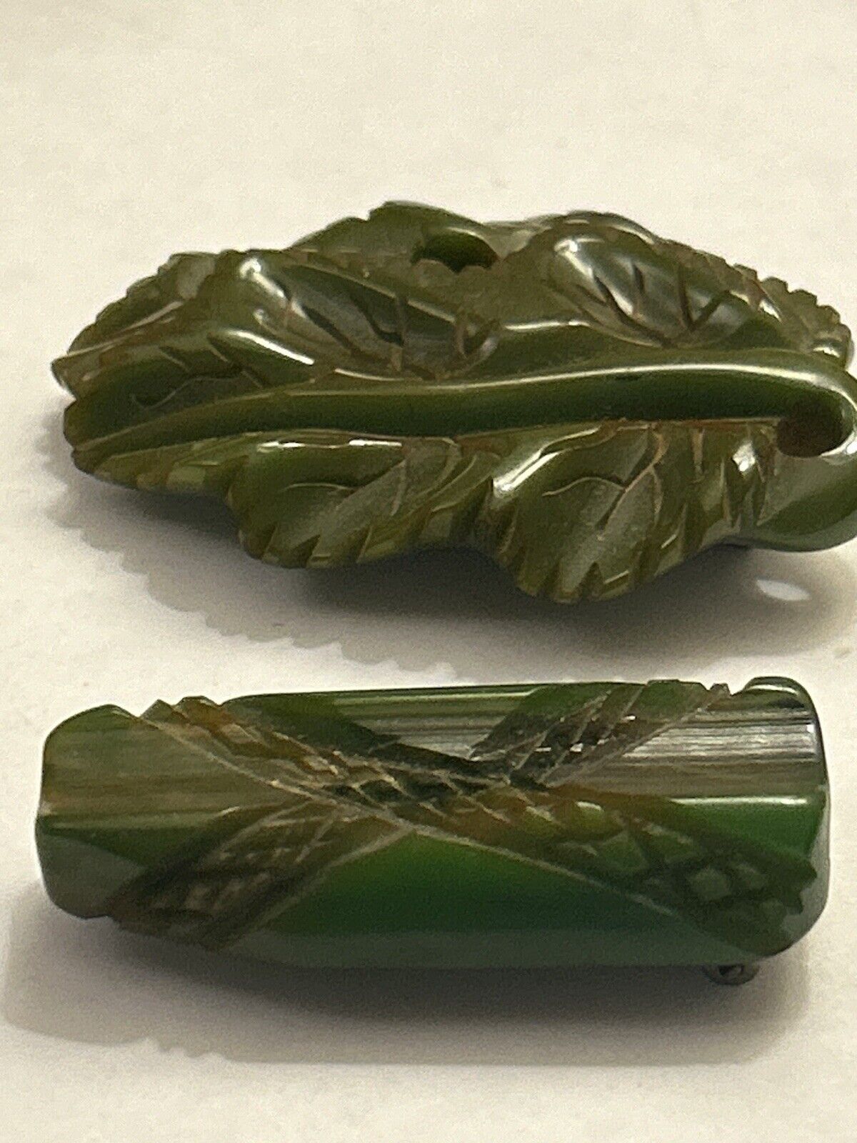 Vintage Deep Carved Bakelite Dress Clip Pin Figural Green Flower Leaf  1920s Lot - Vintage Jewelry Collective