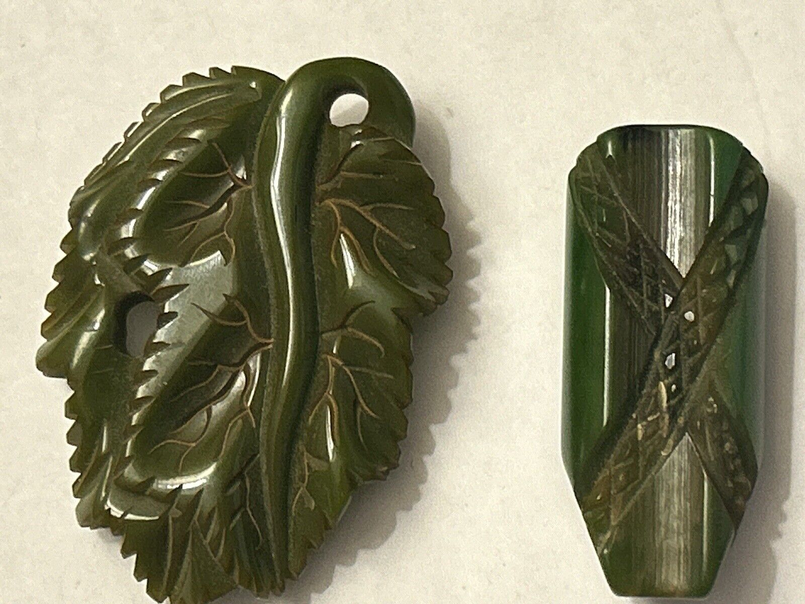 Vintage Deep Carved Bakelite Dress Clip Pin Figural Green Flower Leaf  1920s Lot - Vintage Jewelry Collective