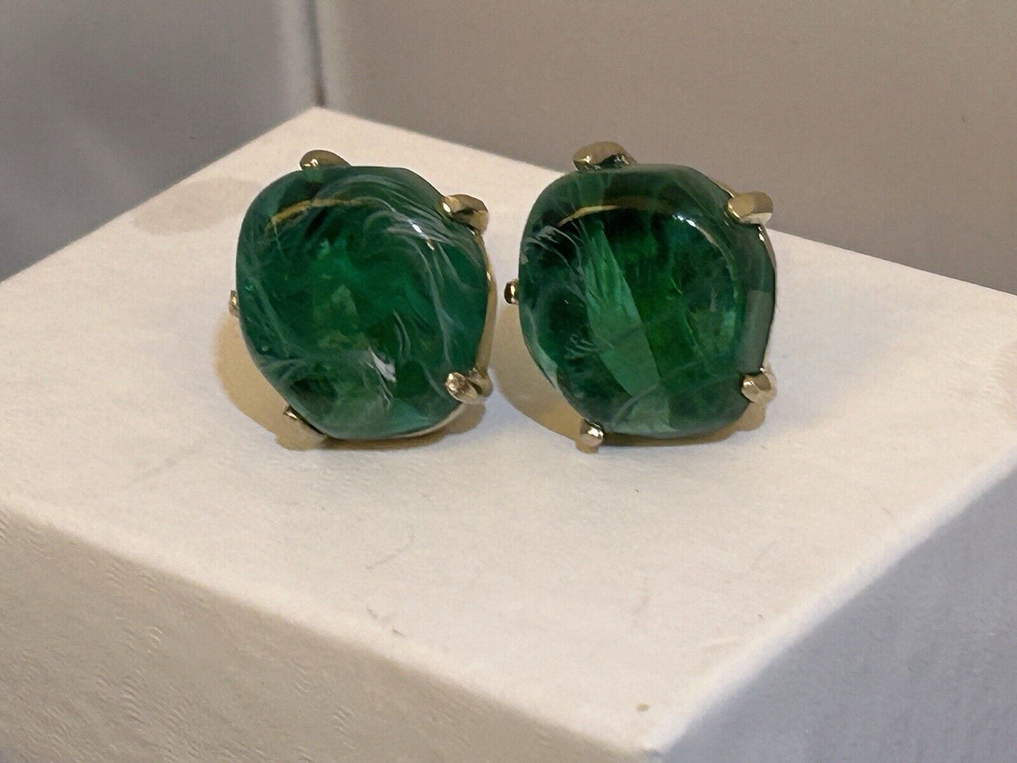 Vintage Flawed Emerald Glass Rhinestone Clip Earrings Signed Can’t Make Out - Vintage Jewelry Collective