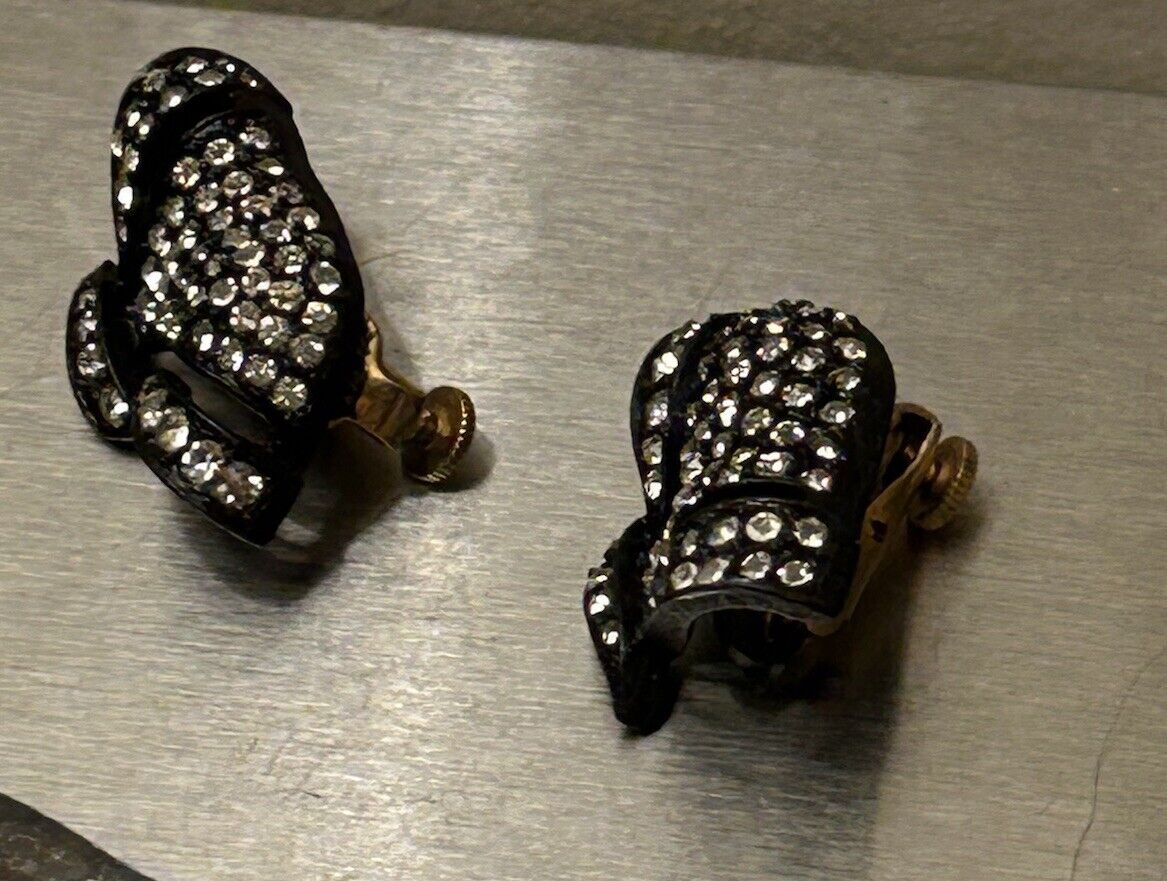 Vintage Vendome Black Earrings Rhinestone Crystal Unique Sparkling B&W MCM - Vintage Jewelry Collective