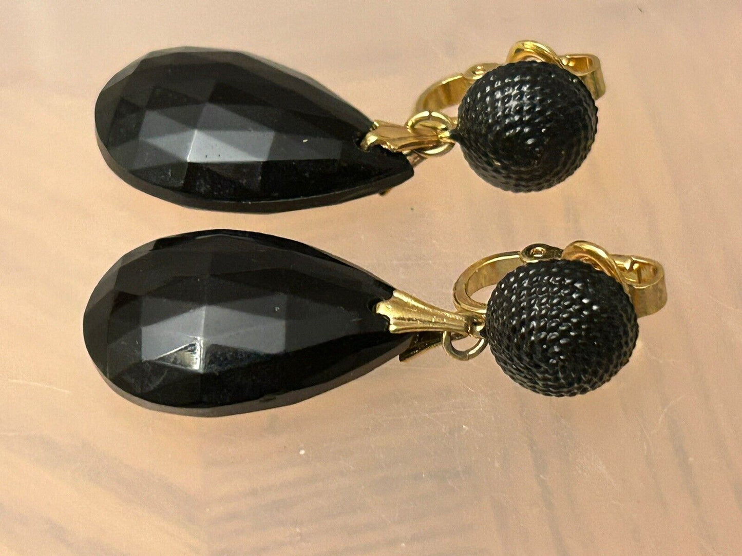 Vintage Signed CROWN TRIFARI Black Faceted Glass Enamel Dangle Drop Earrings - Vintage Jewelry Collective