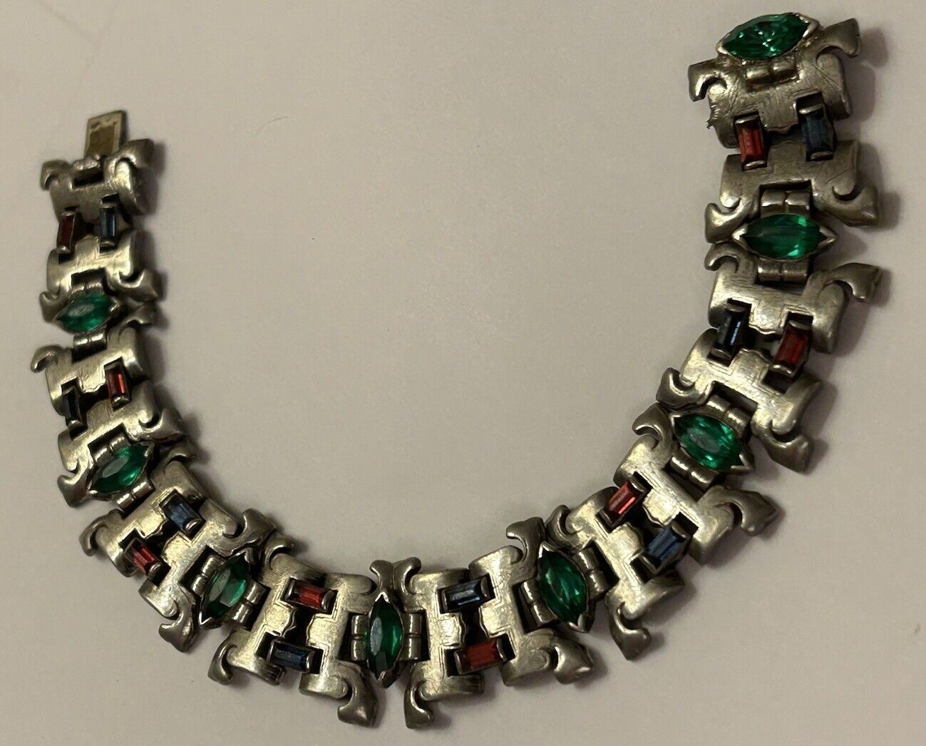 Vintage Trifari 1930’s Jewels Of India  Glass Rhinestone Bracelet Mogul - Vintage Jewelry Collective