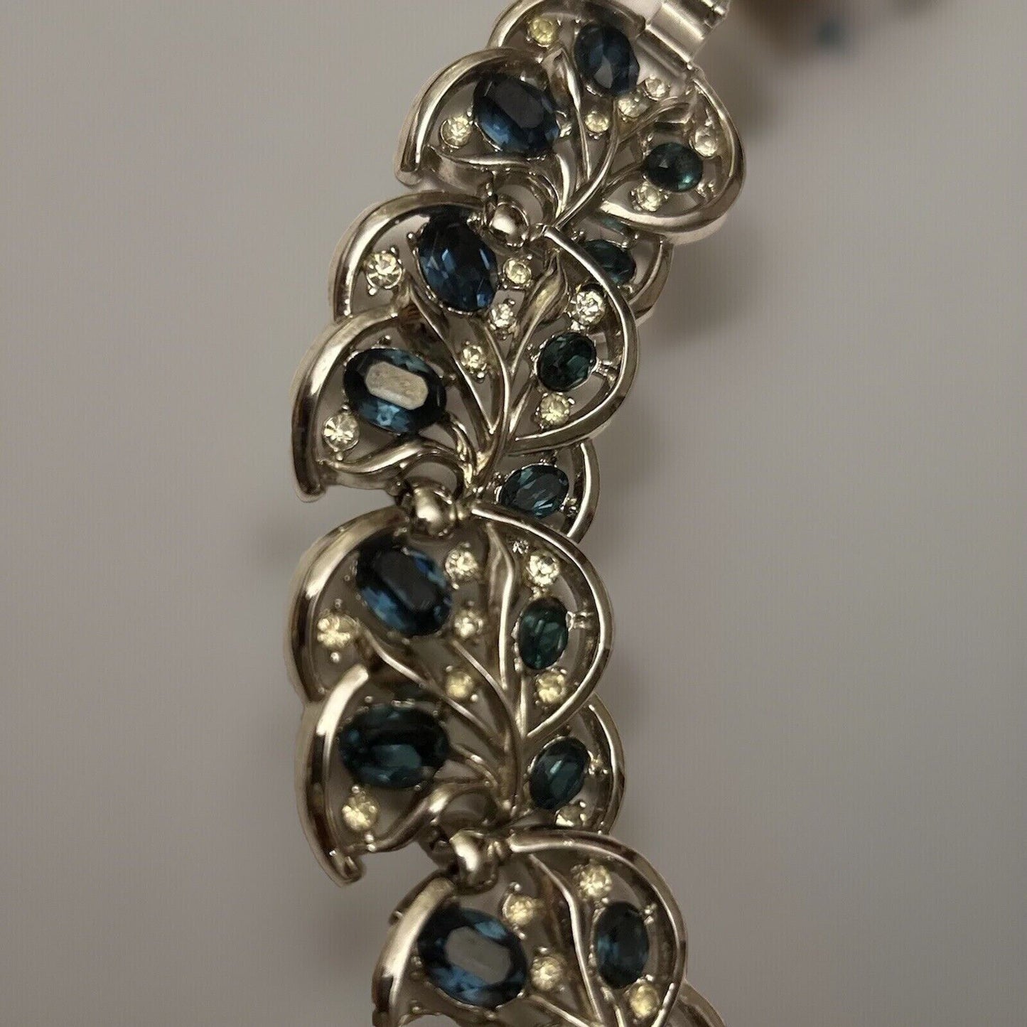 Vintage Crown Trifari Bracelet Blue Glass Rhinestone WIDE FLOWER LEAF Link - Vintage Jewelry Collective