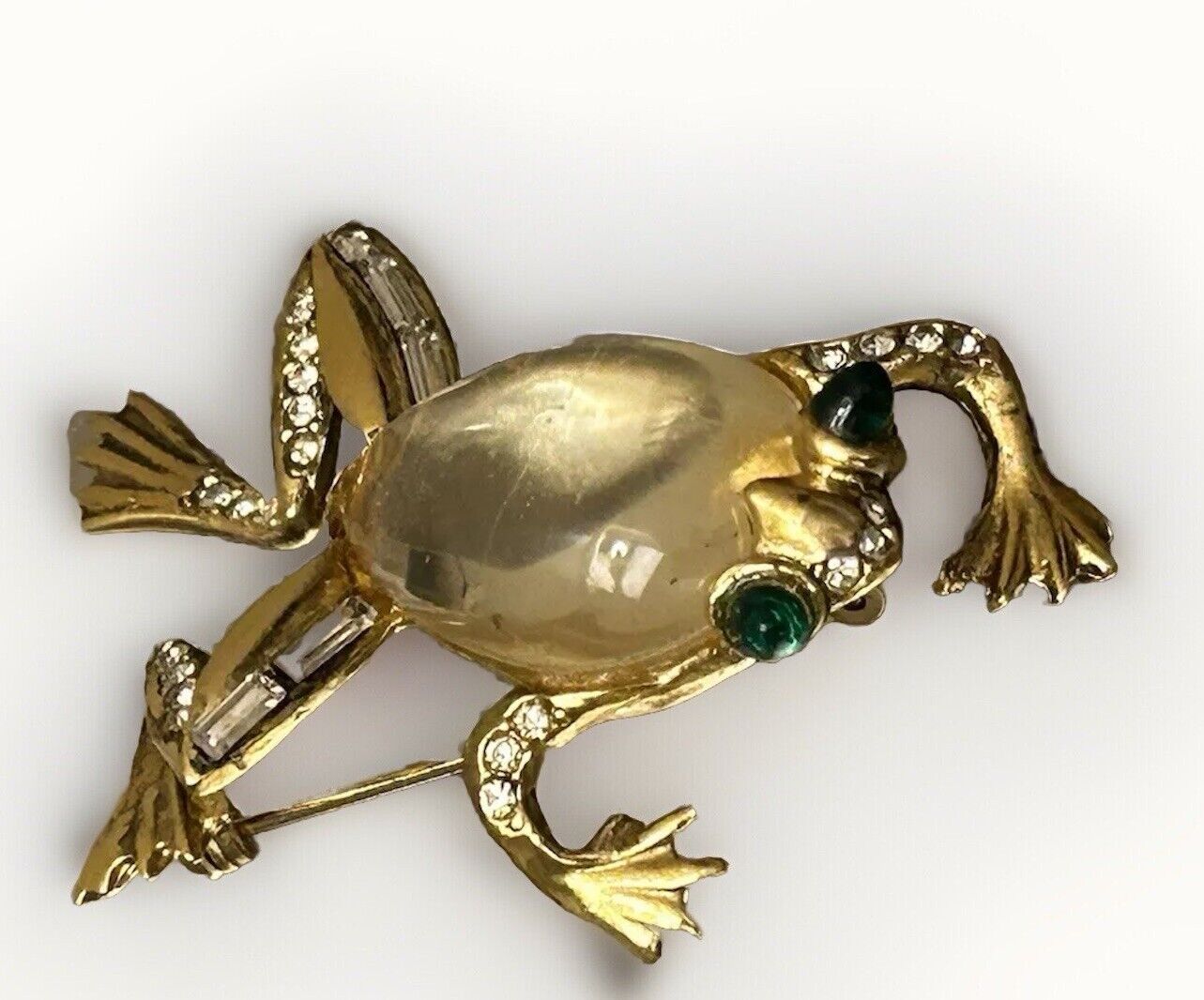 Vintage Crown Trifari Jelly Belly Lucite Frog Brooch Figural Pin - Vintage Jewelry Collective