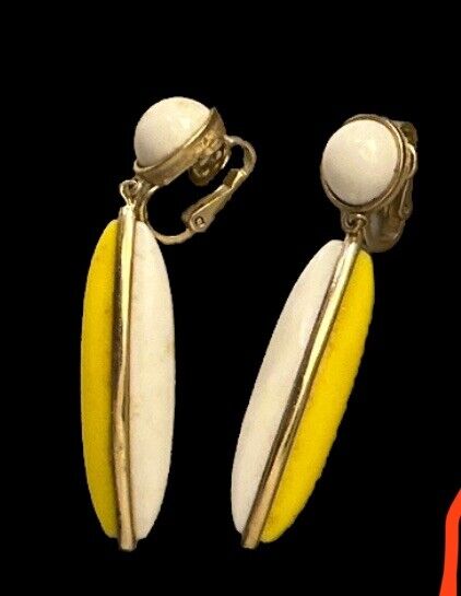 Vintage Trifari Earrings Lucite 1960s 2” Bright Yellow & White Drop Dangles MOD - Vintage Jewelry Collective