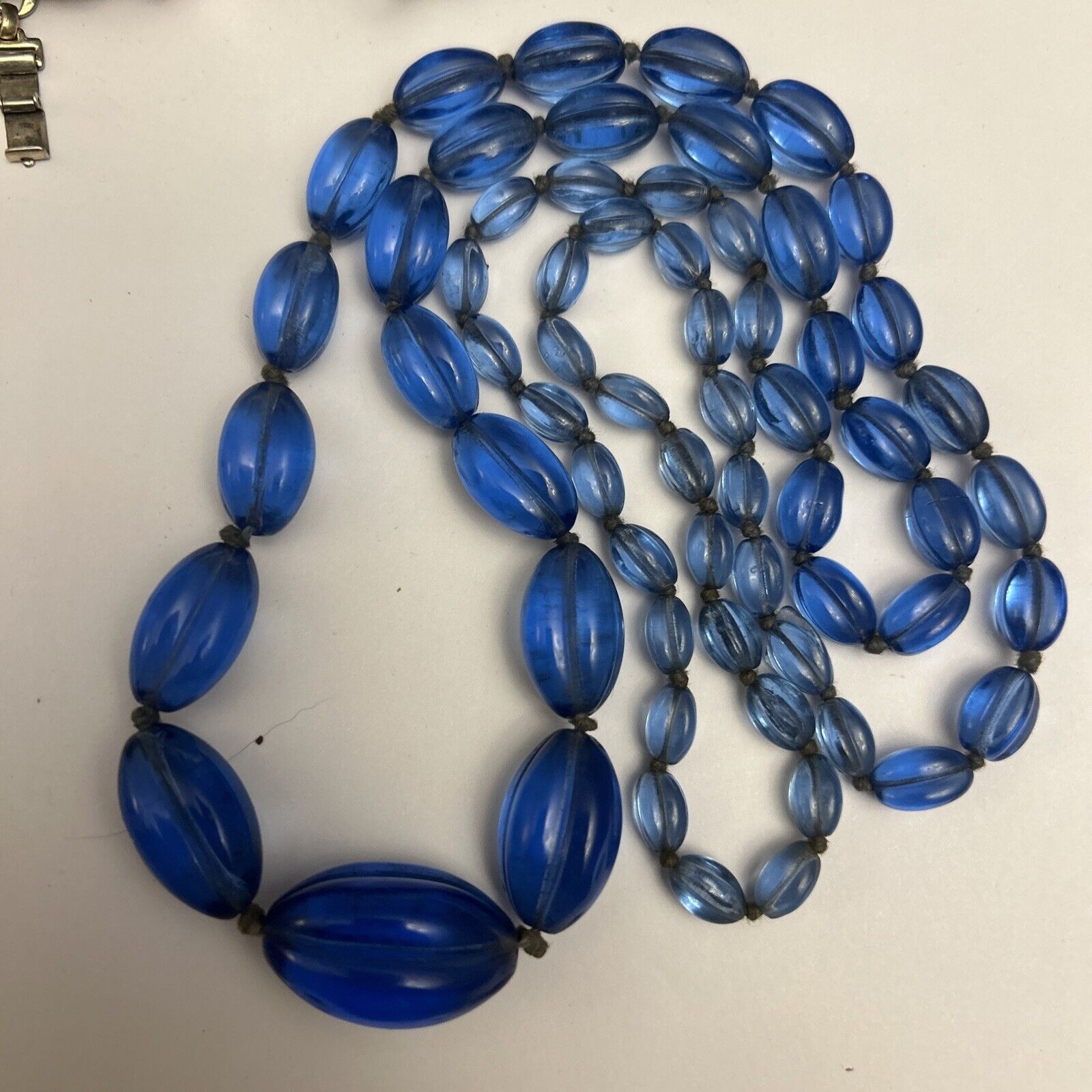 Art Deco Ribbed Glass Gripoix Cobalt Blue Graduated Faceted Beads Maybe French - Vintage Jewelry Collective