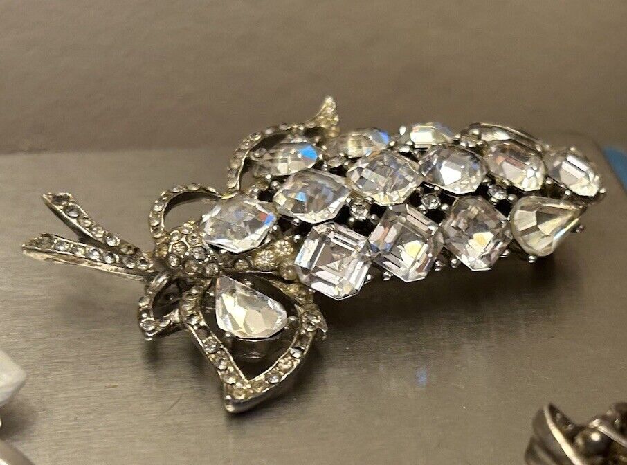 Vintage Rhinestone Flower Brooch Ornate Large Unsigned Reja Clear Ice - Vintage Jewelry Collective