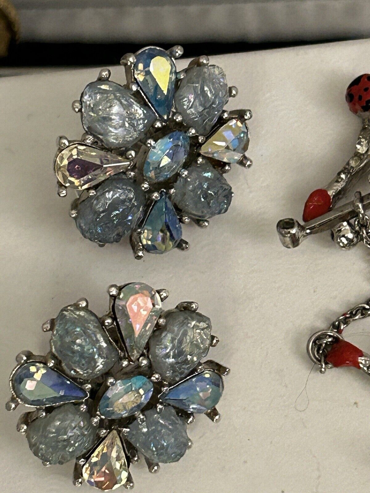 Crown Trifari "Etoile" Earrings Blue Aurora Borealis & Lava Rhinestone - Vintage Jewelry Collective