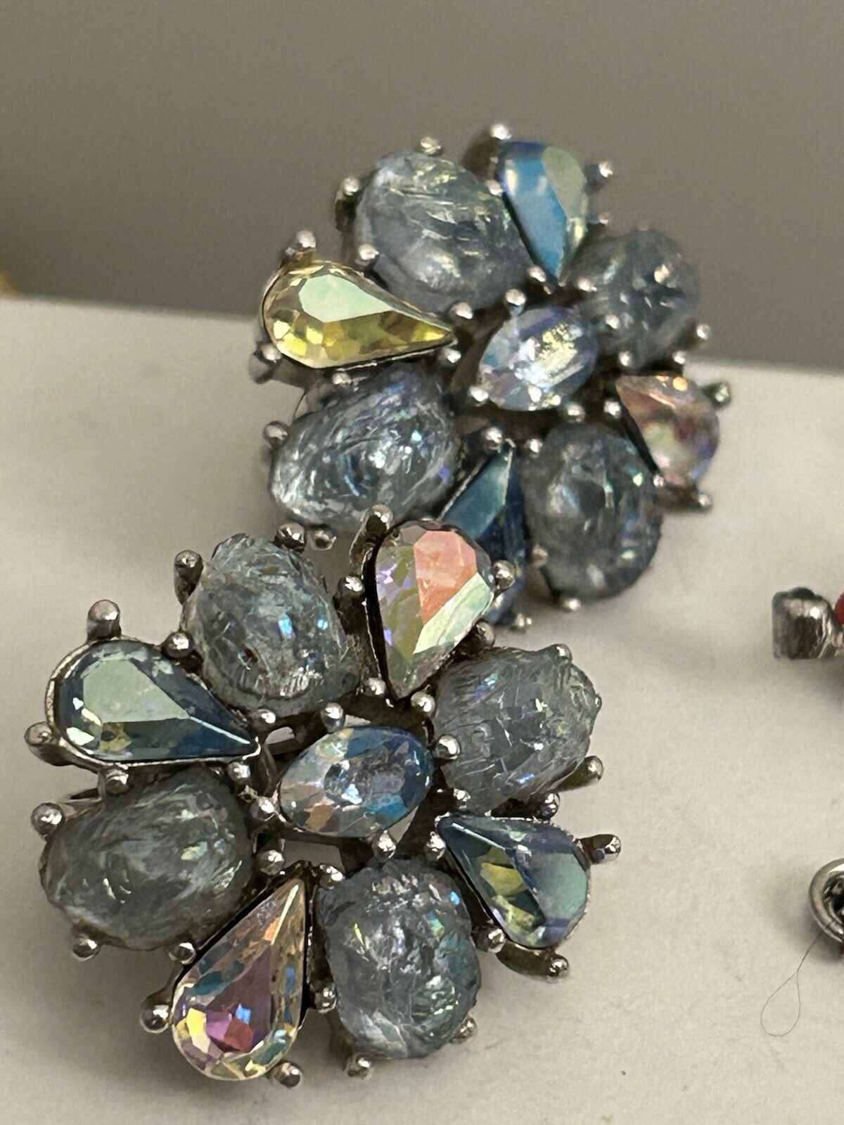 Crown Trifari "Etoile" Earrings Blue Aurora Borealis & Lava Rhinestone - Vintage Jewelry Collective