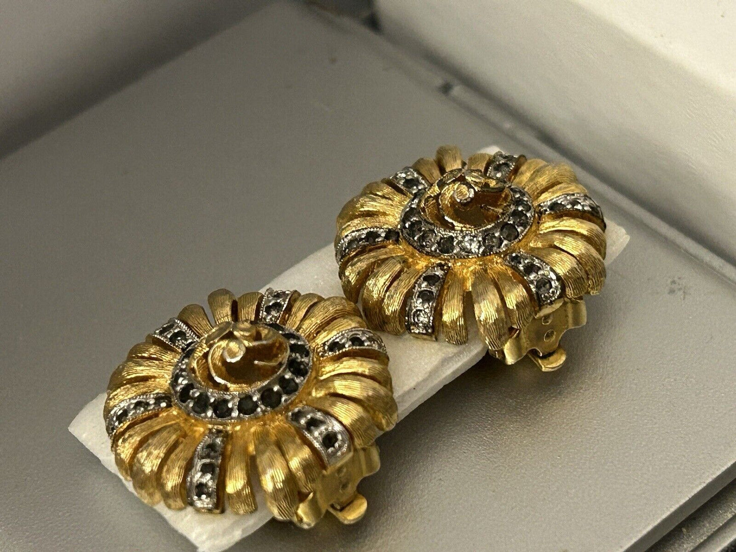 Vintage Jomaz Blue Rhinestone Golden Flower Earrings Clips Revival - Vintage Jewelry Collective