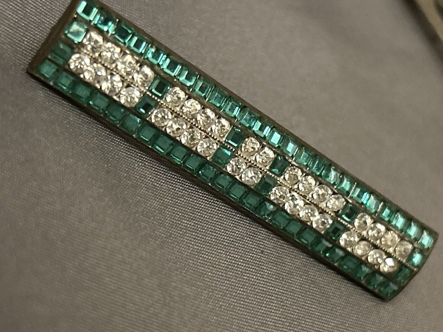 Vintage 1920’s Deco Channel Set Emerald & Clear Rhinestone Pin Brooch Sparkles! - Vintage Jewelry Collective