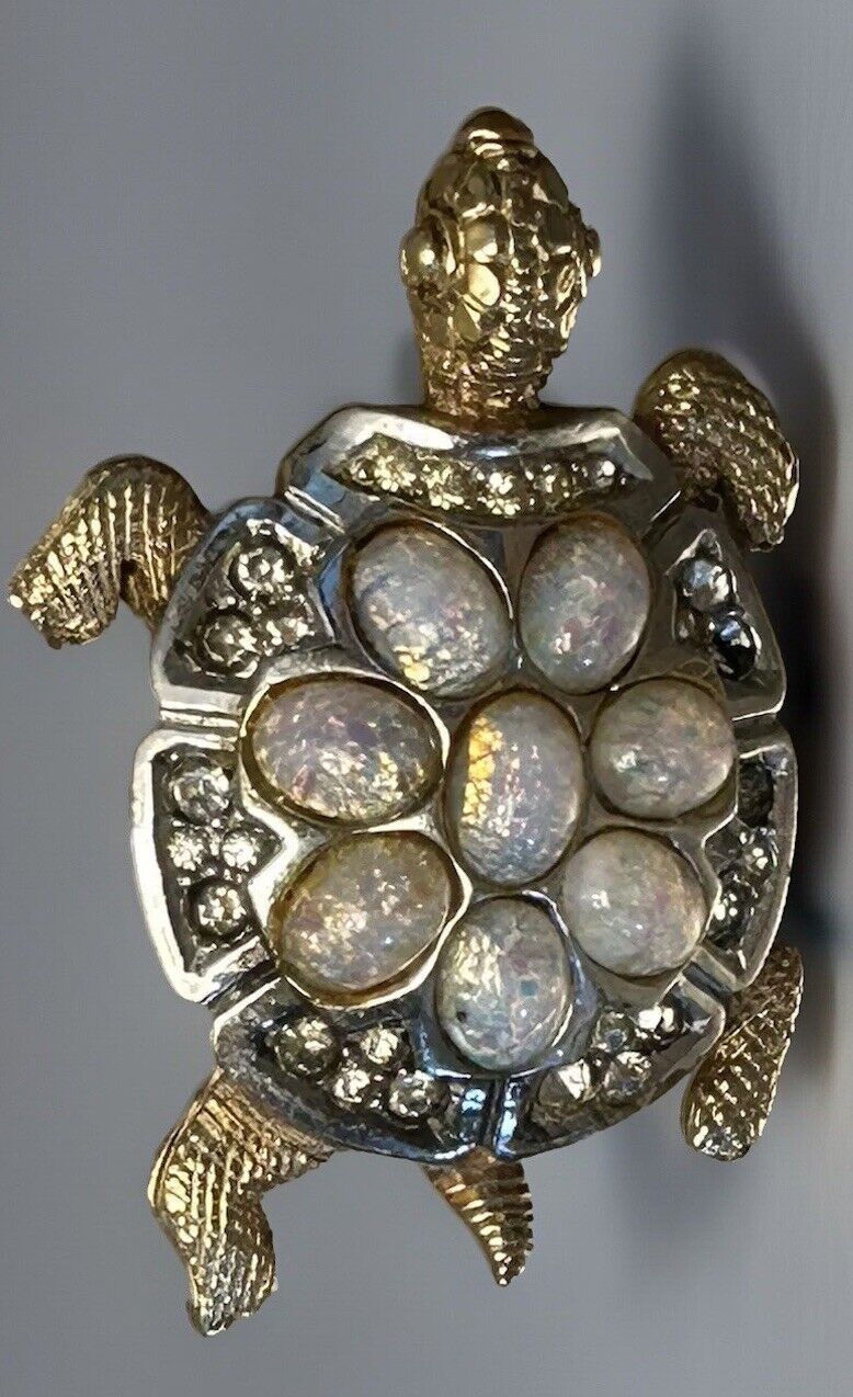 Vintage MARCEL BOUCHER Turtle Fur Clip Brooch Opal Art Glass Jelly Belly 1940s - Vintage Jewelry Collective